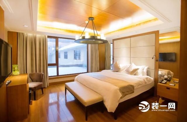 十大外围足球平台app-
娱乐圈的倒退 是从爱豆塌房和轧综艺开始的(图1) 十大外围足球平台app